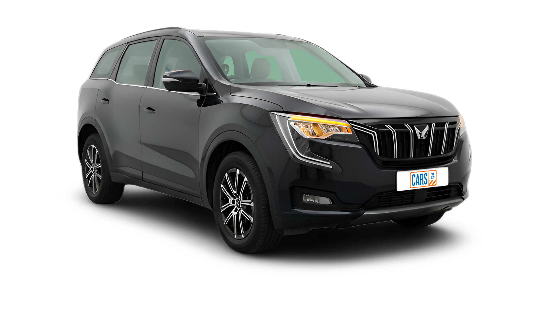 2024 Mahindra XUV700 - SUV - Petrol - Manual - ₹17.13 lakh